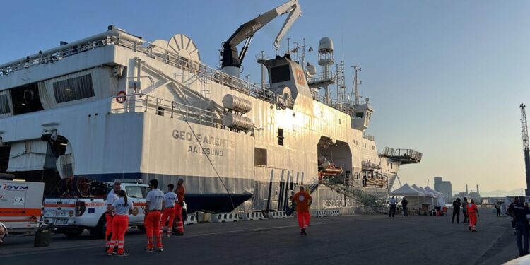 La nave Ong era bloccata in porto dopo lo sbarco di 191 migranti