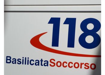 Dopo la partita di serie C. Anche due feriti gravi