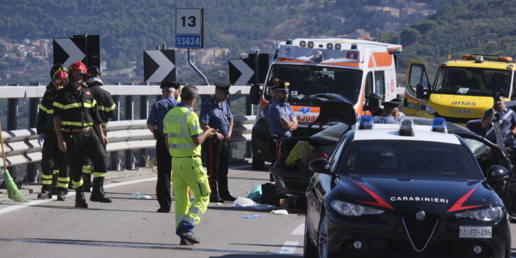 Lo ha proclamato il sindaco per i coniugi morti nello schianto