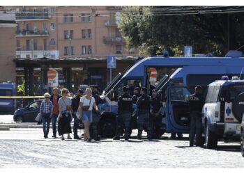 Nell'hotel degli ospiti anche i servizi segreti