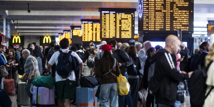 Rfi ha sospeso contratto dopo caos treni