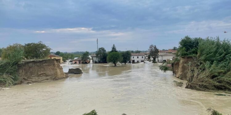 Possibili frane e innalzamento dei fiumi fino a soglia 2