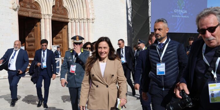 Le delegazioni accolte dalla ministra Locatelli ad Assisi