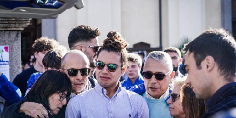 Ai funerali della giovane atleta nel Torinese