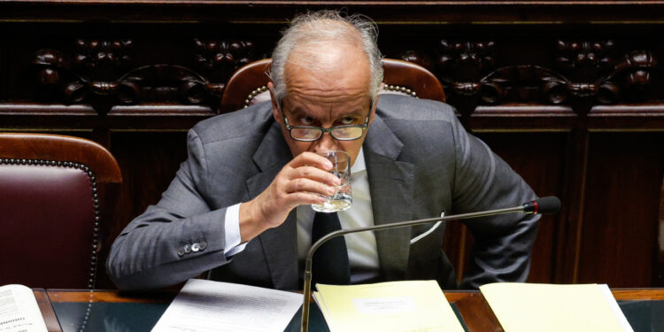 'Negato il diritto del governo alle procedure rapide'