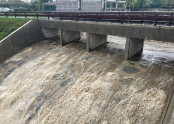 Vasca del Seveso svuotata e pronta ad accogliere eventuale piena