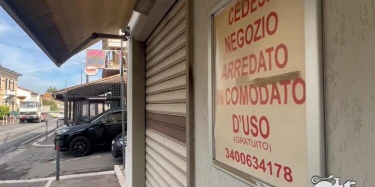 Appello di commerciante 'Lo cedo in comodato ma qualcuno apra'