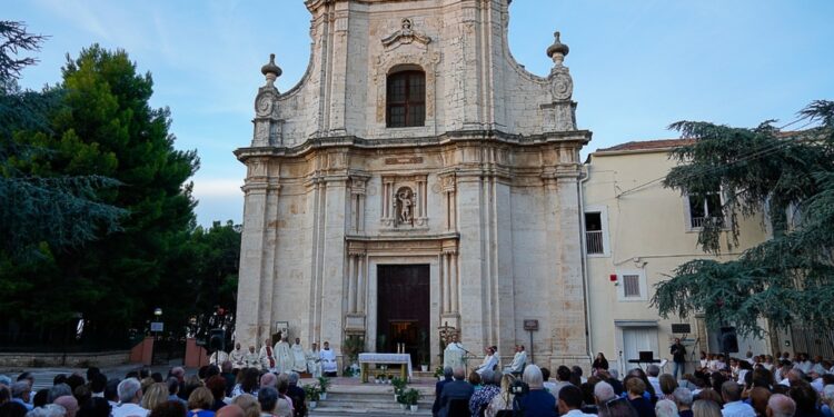 Sottratti 900 euro in chiesa nel Barese