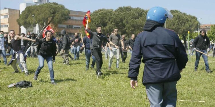 In 7 si erano autoidentificati dopo la manifestazione pro Pal