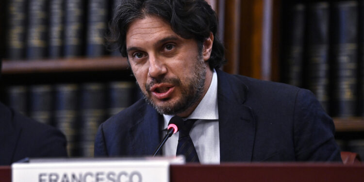 'Arrivano miliardi di tagli e nuove imposte'