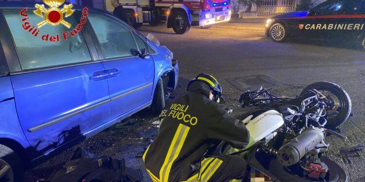 Incidente a Olgiate Comasco, scontro tra auto e moto