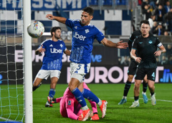 Una fase di Como-Lazio (foto Roberto Colombo)