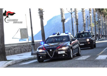 Bloccato in flagranza dai carabinieri nel reggino