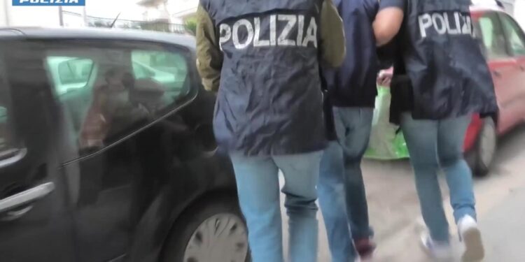 Tre giovani in carcere. Procura