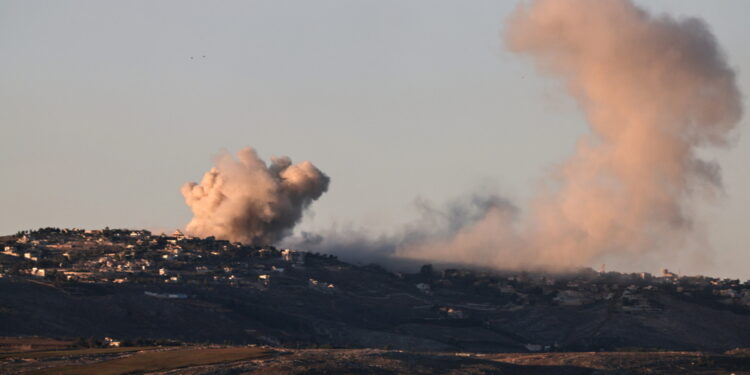 Dall'Idf raid contro postazioni di Hezbollah