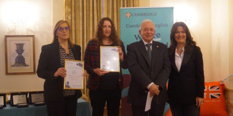 Premiata la sua insegnate di Windsor School of English Putignano