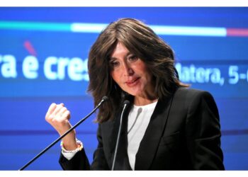 Il 7 conferenza stampa a Palazzo Chigi con Mantovano e Bernini