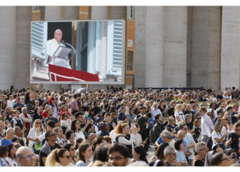 Nuovo appello per la pace all'Angelus