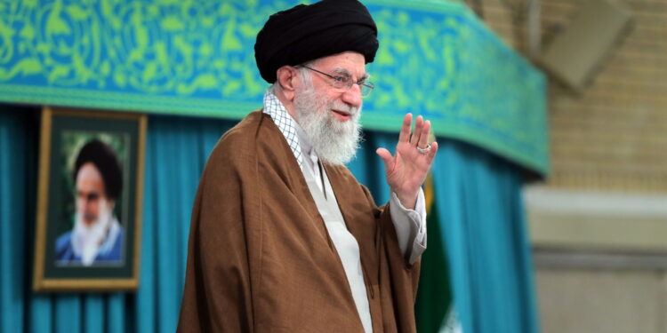 L'ayatollah minaccia di reagire senza precisare tempi attacco