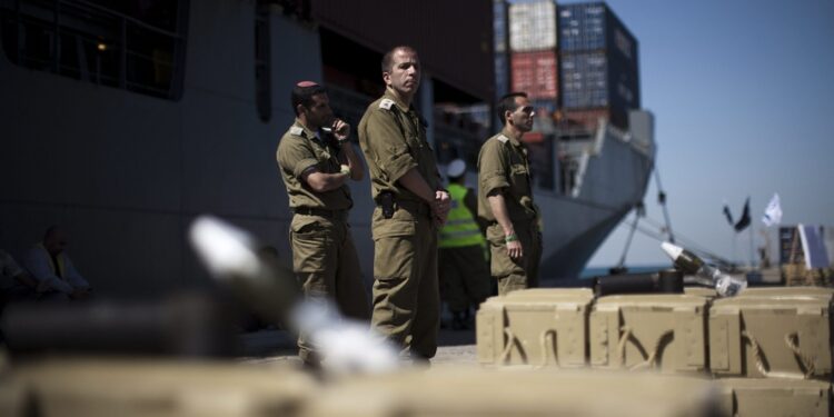 Marinai israeliani sbarcati con motoscafi nel nord del Libano