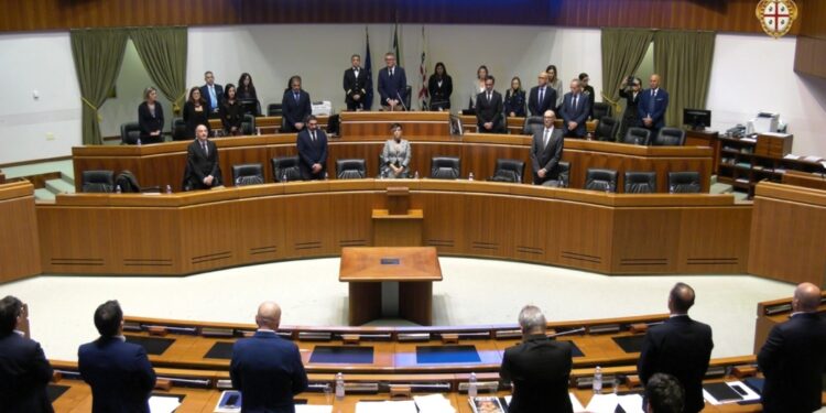 Breve commemorazione e minuto di silenzio in Consiglio Sardegna