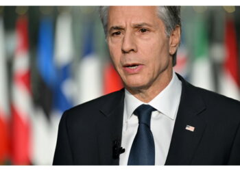 'Gli americani monitorino le fonti ufficiali per gli allarmi'