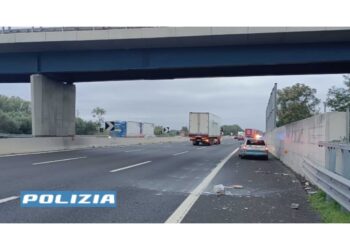 Il lancio sull'autostrada nel tratto del comune di Capua