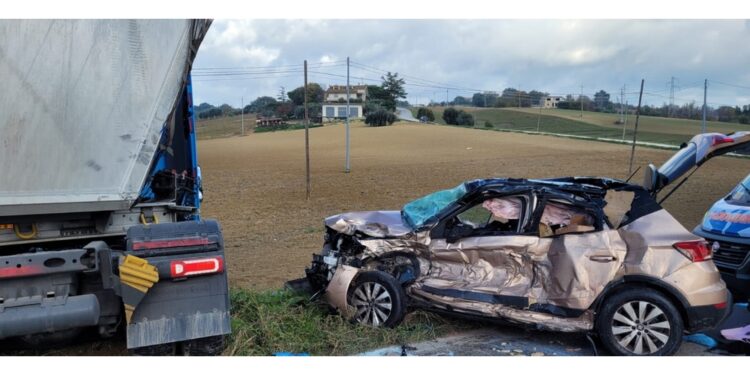 Incidente sulla Valdete di Fermo