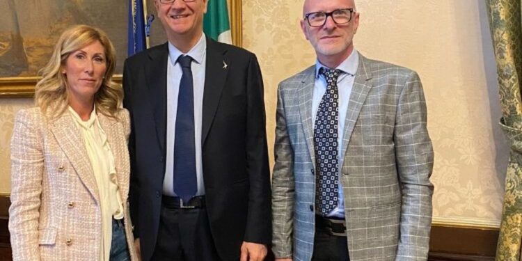 'Impegno del ministro per scorrimento graduatorie di idonei'