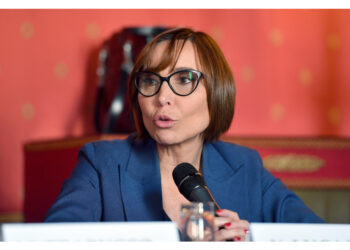 "Mai pensato di ascriverlo a ruolo di opposizione al governo"