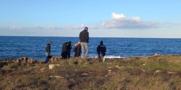 Scomparsa la notte del 13 dicembre. Cadavere trovato su litorale