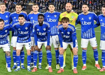 L'undici titolare sceso in campo contro la Roma (foto Roberto Colombo)