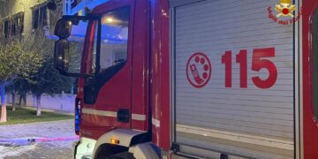 Sul posto i vigili del fuoco e le forze dell'ordine