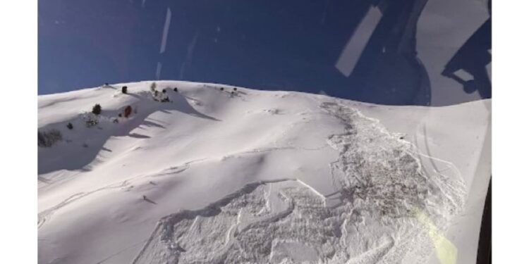 È stato estratto immediatamente dalla neve