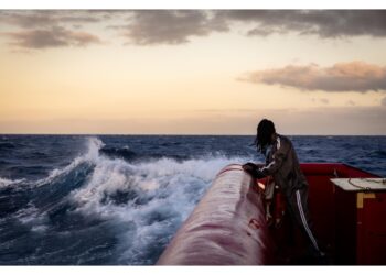 Lo sbarco dovrebbe avvenire domani mattina