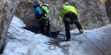 Trasferito in quota un gruppo di soccorritori