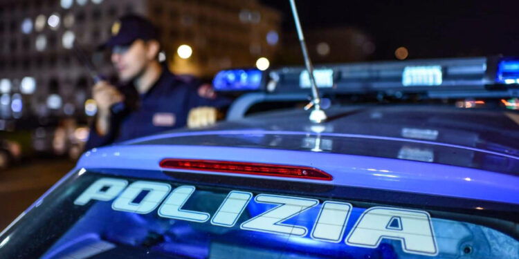 A polizia a Catania: 'voglio disintossicarmi'. Va ai domiciliari