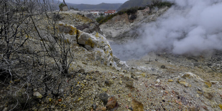 Preceduta e seguita da altre due sismi di minore intensità