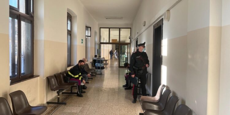 In dichiarazioni spontanee conferma tesi del delitto su mandato