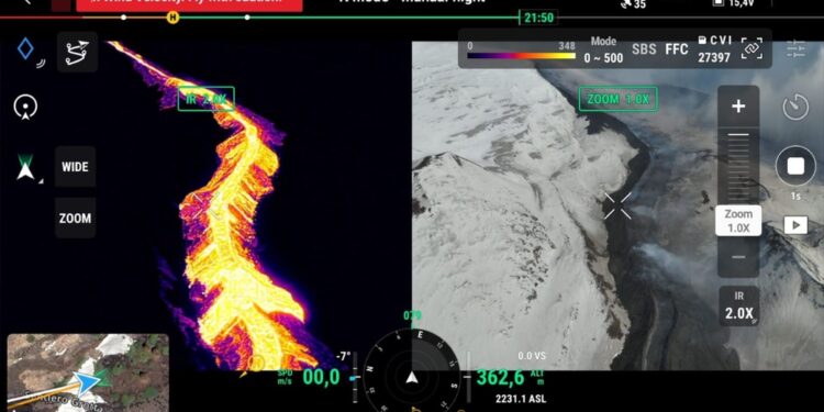 Tremore dei condotti magmatici resta su livelli molto alti