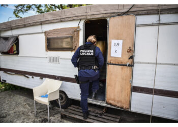 Indagine della Polizia coordinata dalla Procura di Milano