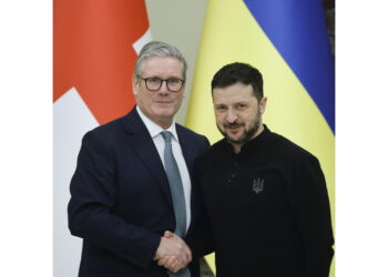 Lo ha detto Starmer in una telefonata con Zelensky