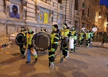 Domani corteo