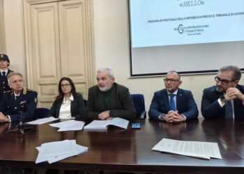 Procuratore Catania: 'lavoriamo per identificarli e sostenerli'