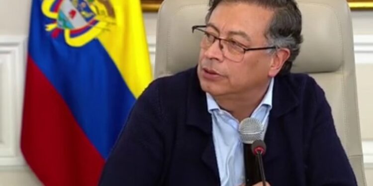 Il presidente 'investire i ricavi in energia pulita in Colombia'