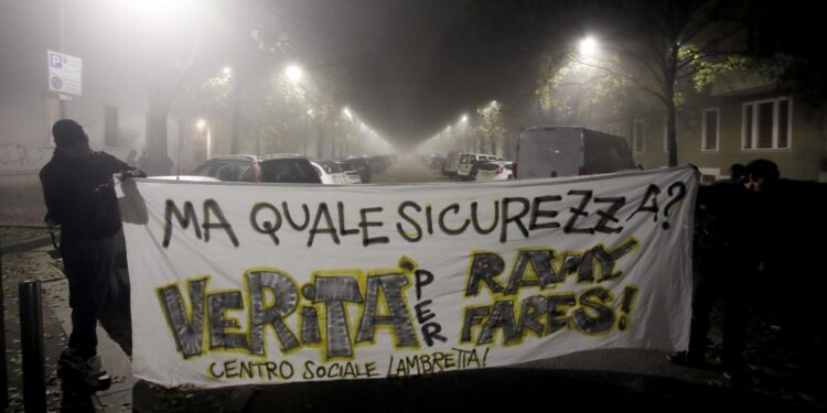 L'accusa è resistenza a pubblico ufficiale