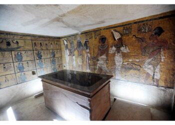 Sepoltura di re Thutmose II individuata da team anglo-egiziano