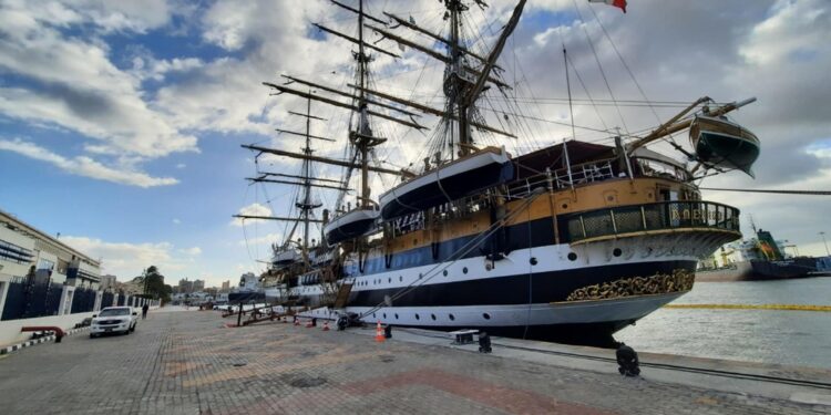 Primo marzo a Trieste anche mostra su tour mondiale Nave scuola