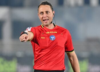 L'arbitro Abisso, direttore di gara di Como-Juventus (foto Roberto Colombo)