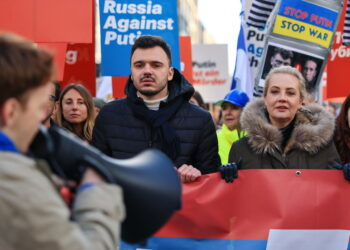 Slogan anche contro Trump. In piazza anche Navalnaja